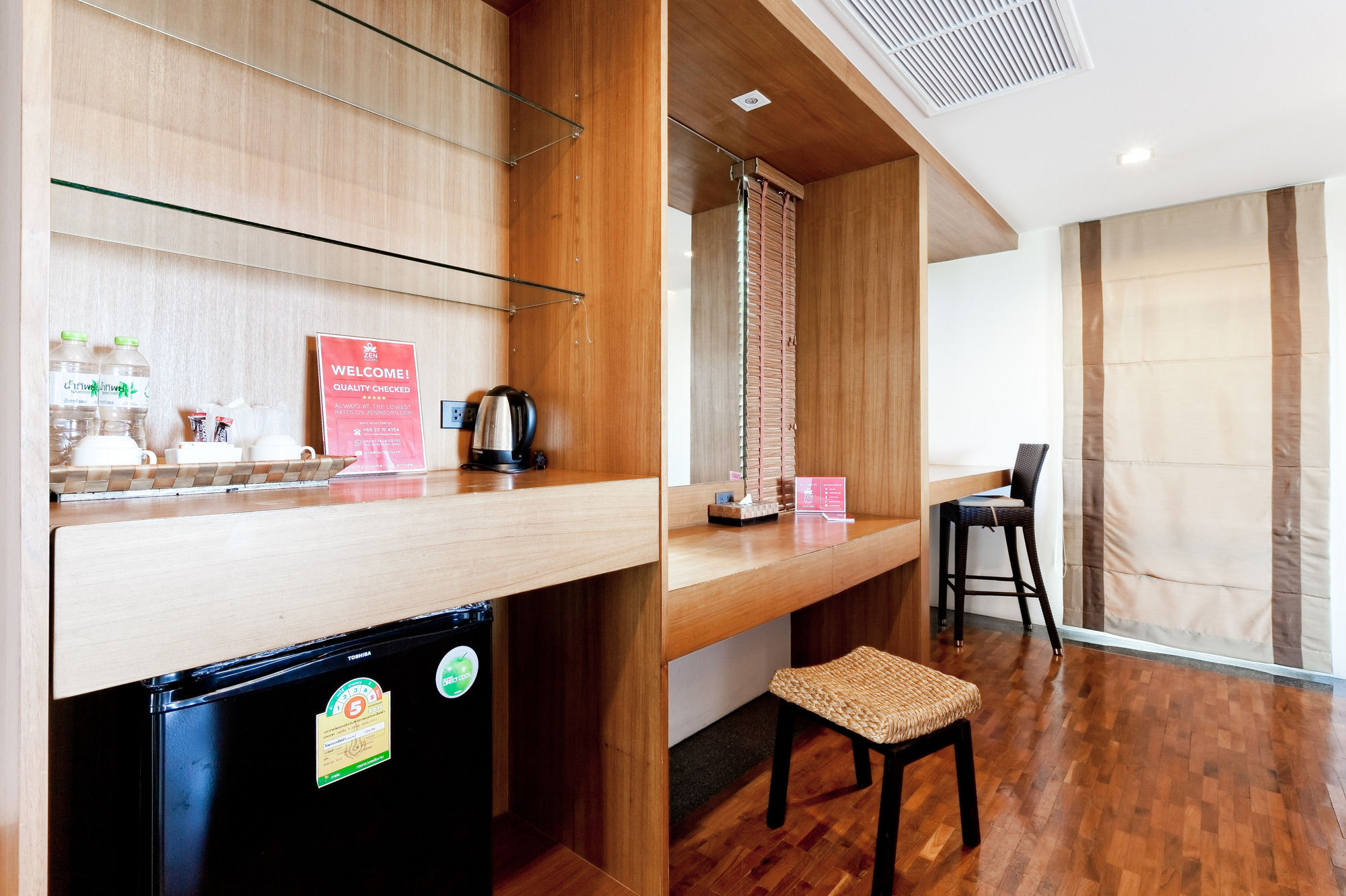 Zen Premium Chalong Phuket Hotell Exteriör bild