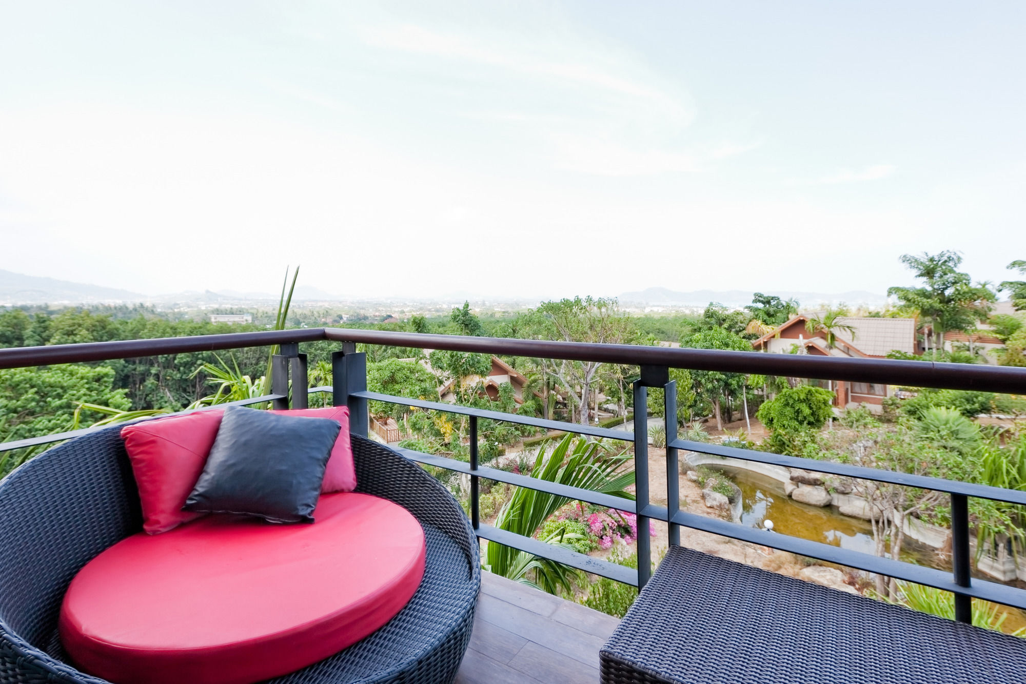 Zen Premium Chalong Phuket Hotell Exteriör bild